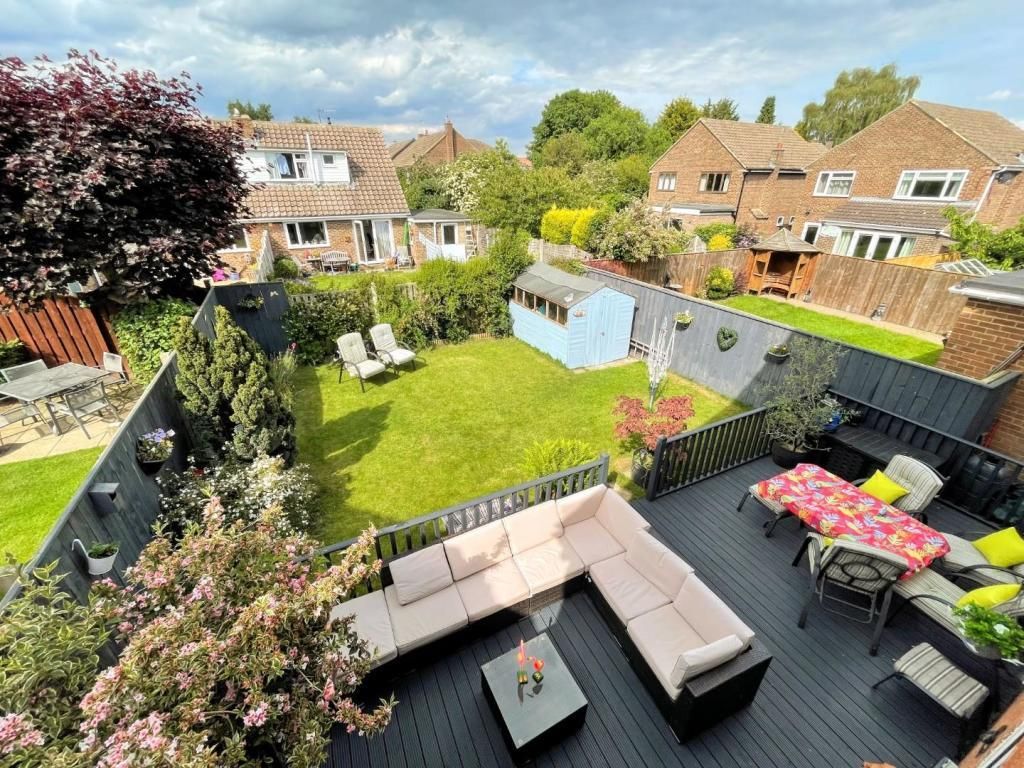 Property photo 1 of 28 Externally