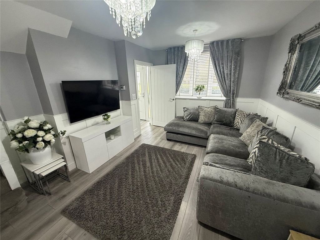 Property photo 2 of 17 Picture No. 05