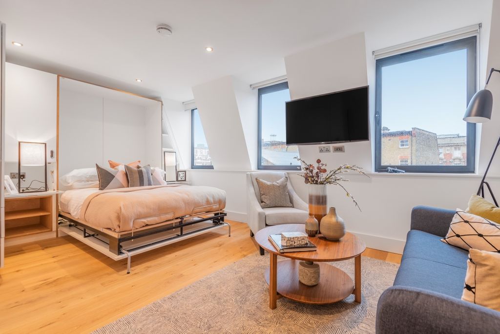 Property photo 1 of 7 661599 (5)