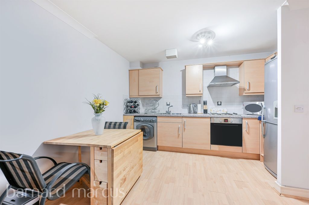 Property photo 2 of 8