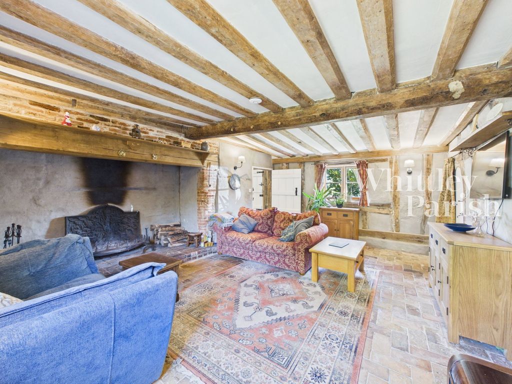 Property photo 2 of 42