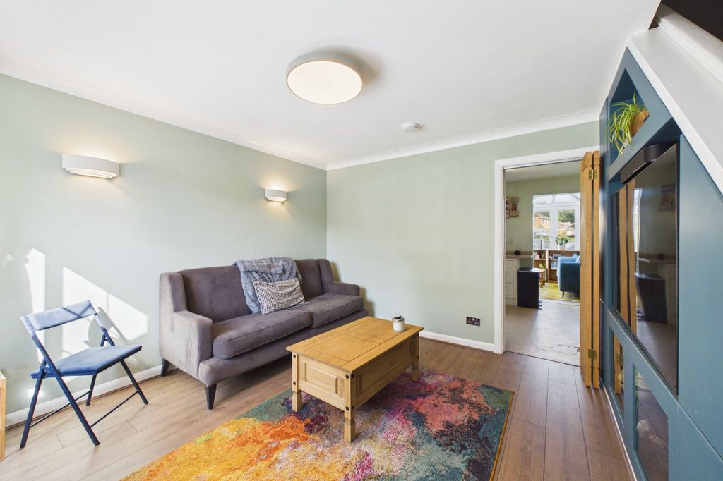Property photo 2 of 11 Picture No. 05
