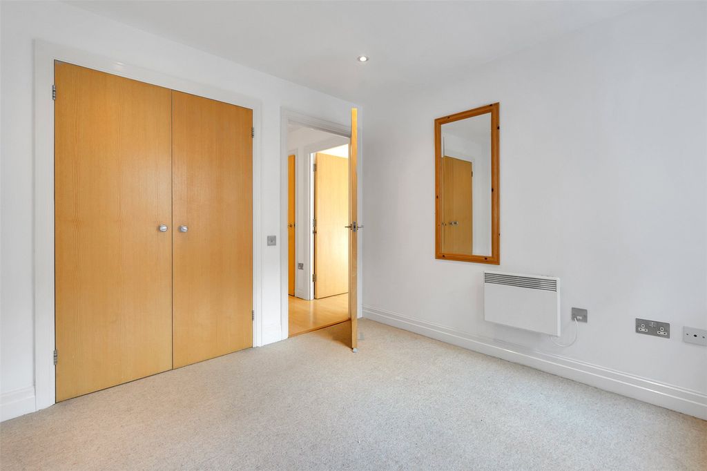 Property photo 3 of 9 Picture No. 05