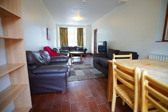 Property photo 3 of 14 9697209.Jpg