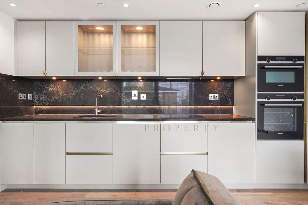 Property photo 1 of 7 Kitchen