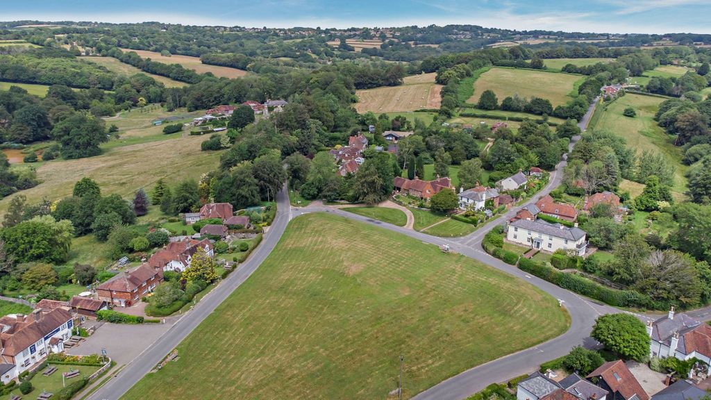 Property photo 1 of 18 Aerial