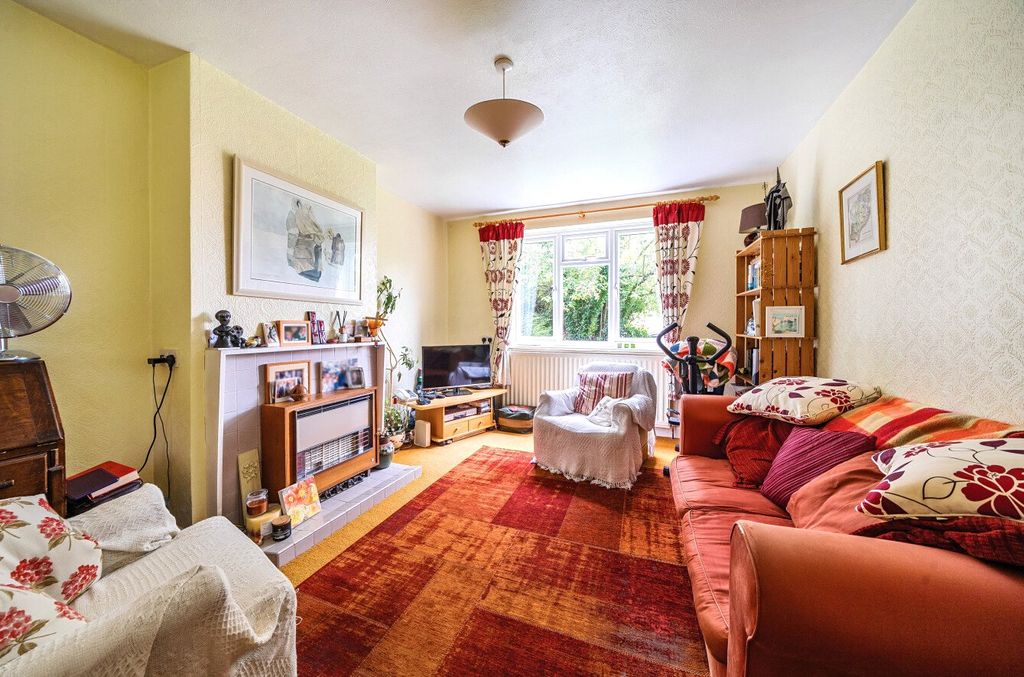 Property photo 2 of 14 Picture No. 16