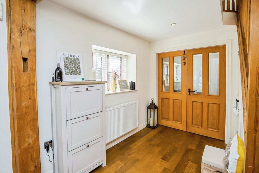 Property photo 3 of 19 Img_8689