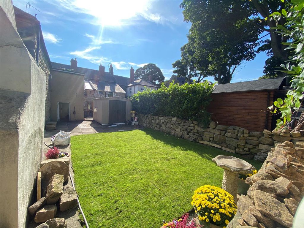 Property photo 2 of 18 Front & Rear External Areas