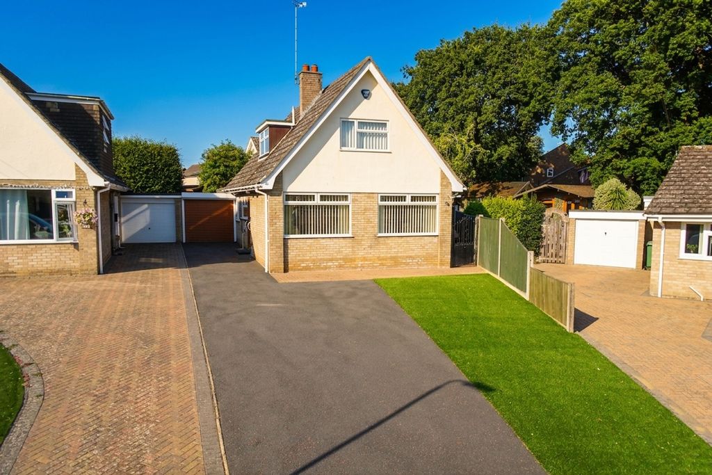 Property photo 1 of 22