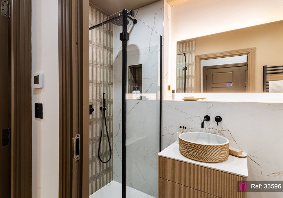 Property photo 3 of 35