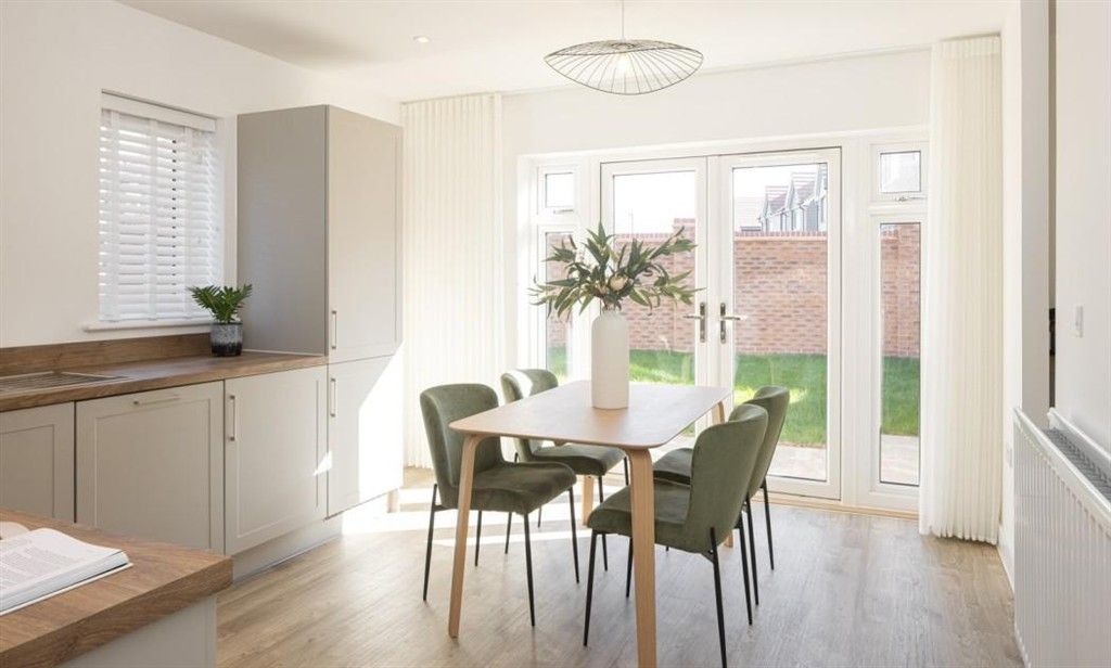 Property photo 2 of 8 Kitchen Diner