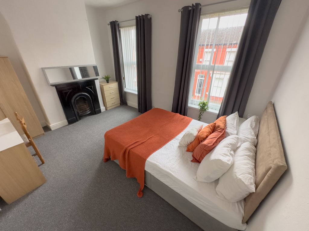 Property photo 1 of 9 1