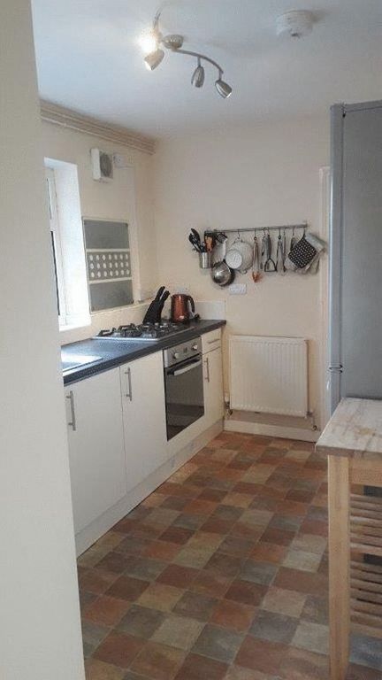 Property photo 2 of 10 Photo 4