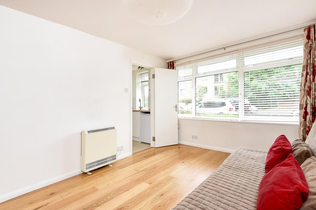 Property photo 2 of 7 Living Room