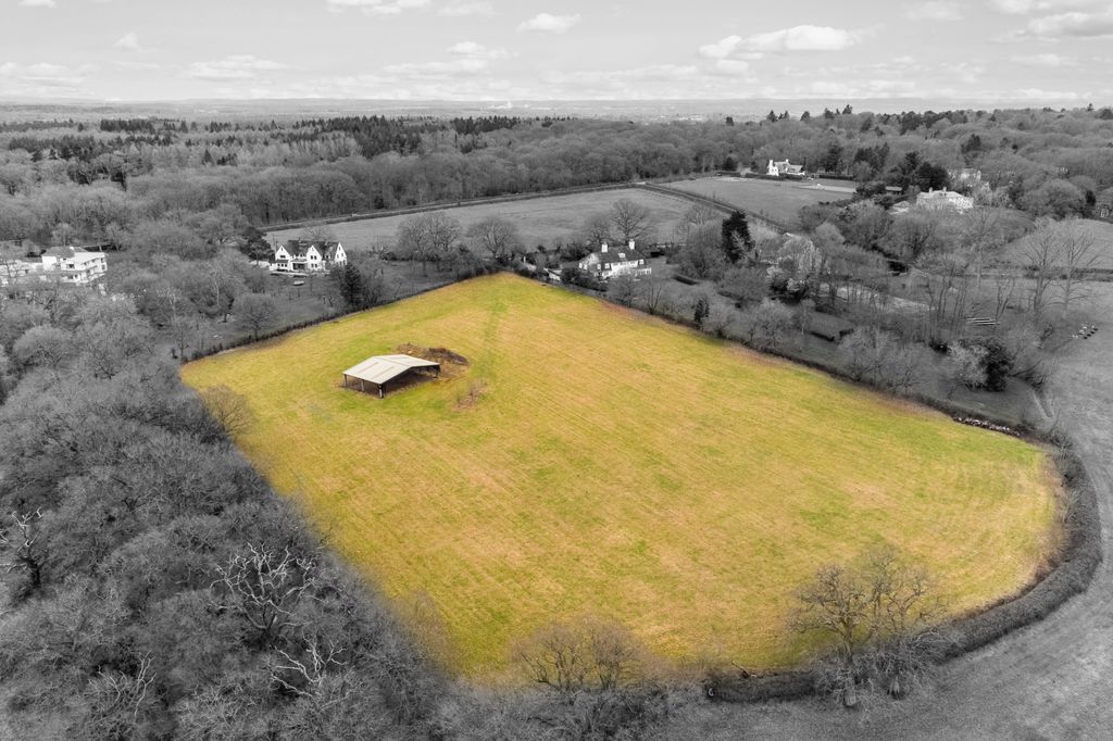 Property photo 3 of 9