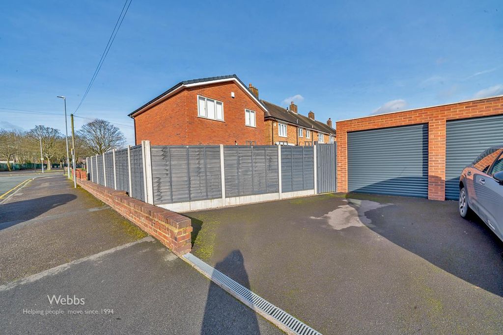 Property photo 2 of 35 Â© Webbs Estate Agents Â© (128 Of 158).Jpg