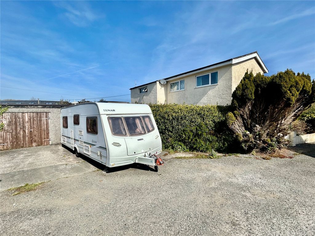 Property photo 2 of 14 Picture No. 15