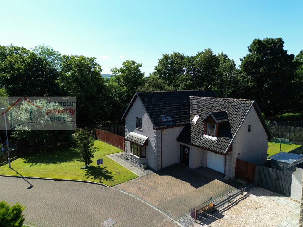 Property photo 1 of 29 Aerial 2