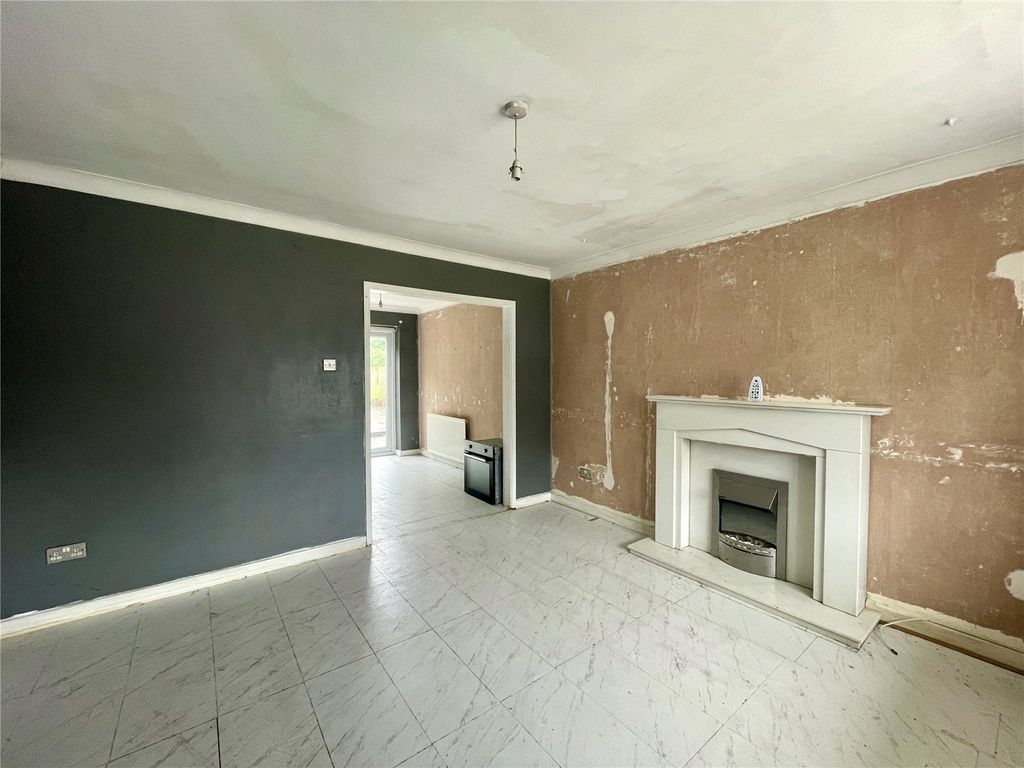 Property photo 3 of 16 Picture No. 20