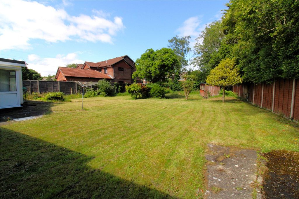 Property photo 3 of 21 Picture No. 15