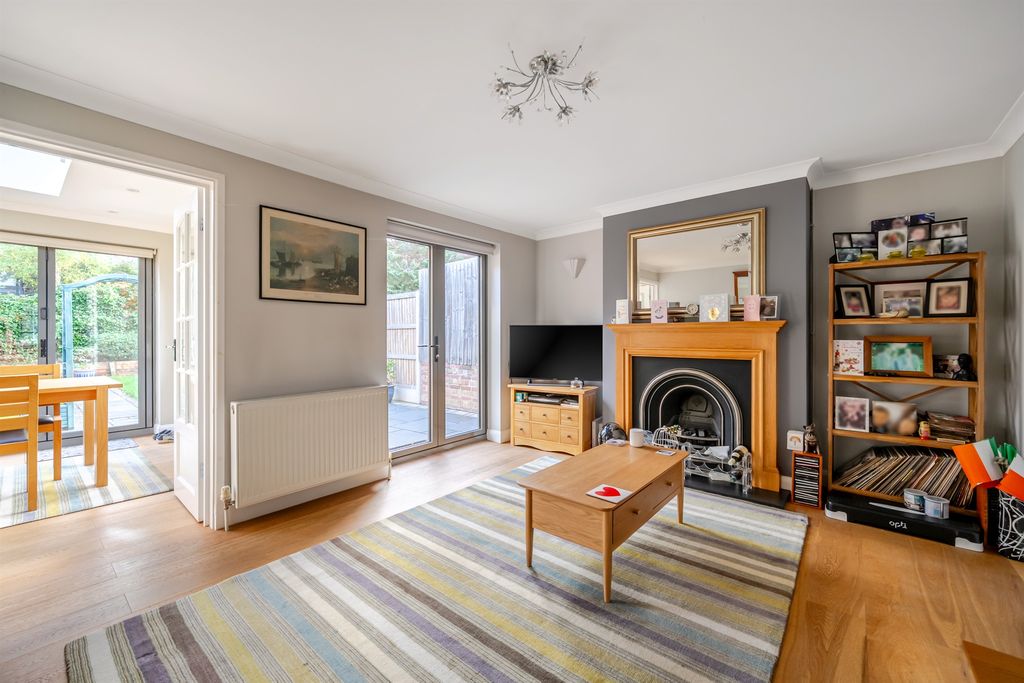 Property photo 3 of 12