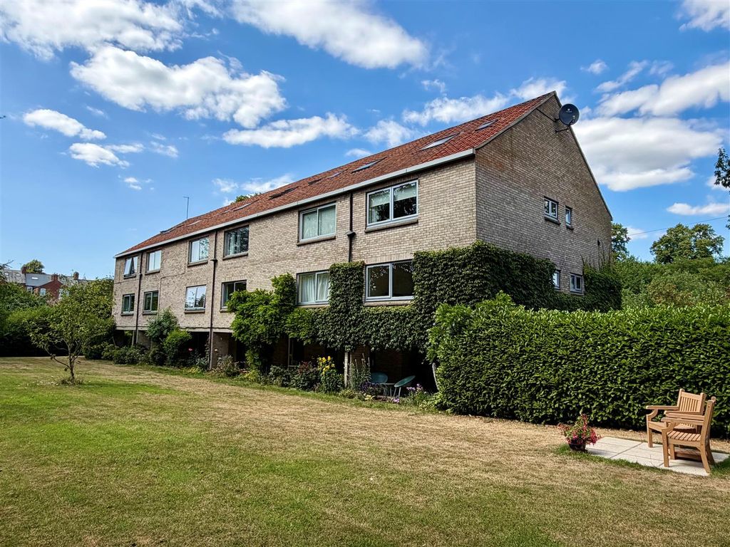 Property photo 1 of 12 1.Jpg