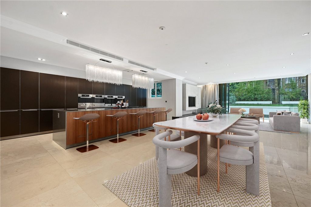 Additional image 4 of 7 bed detached house to rentAddison Road, Kensington, London W14