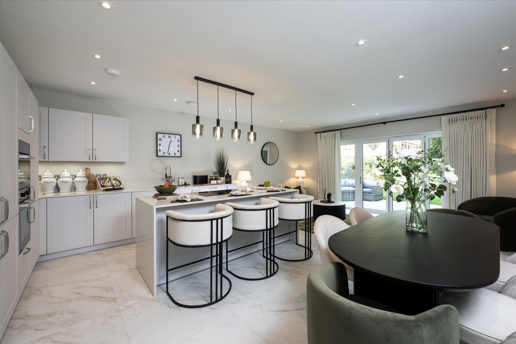 Property photo 3 of 10 Image