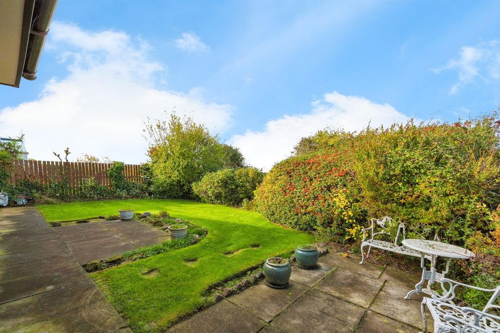 Property photo 2 of 15