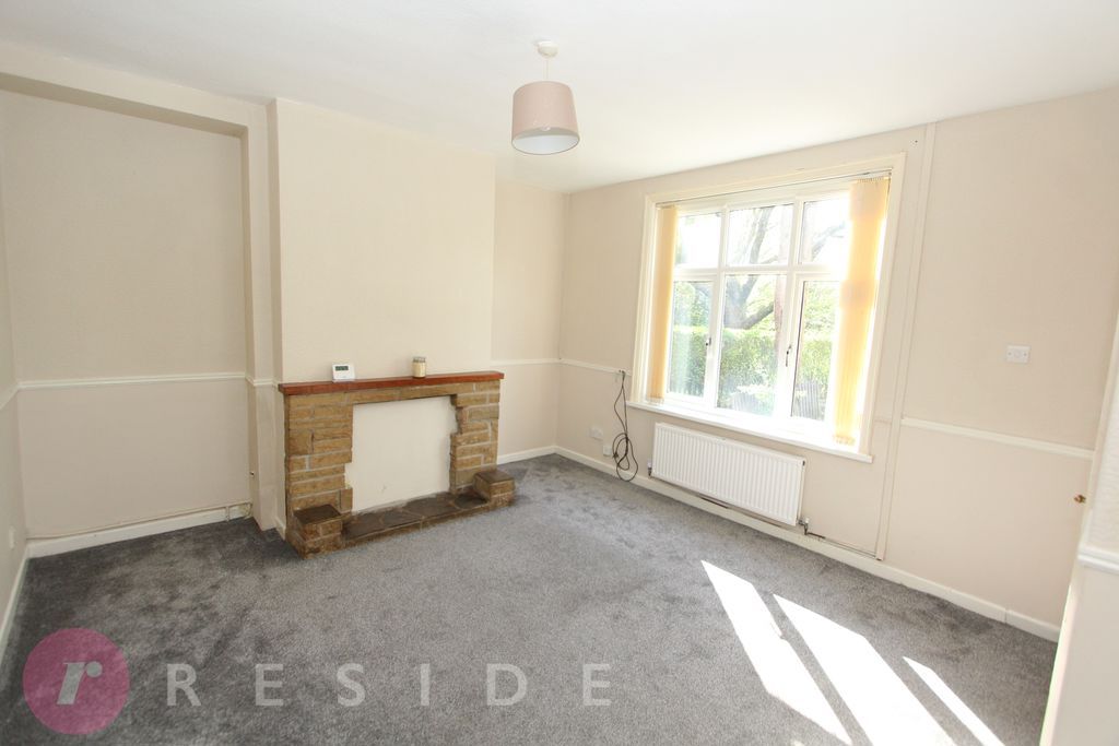 Property photo 3 of 9 Lounge