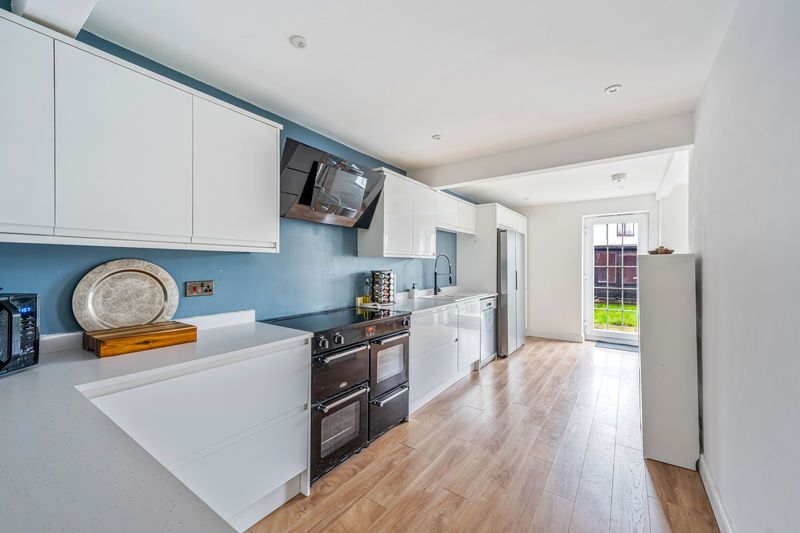 Property photo 3 of 18 Photo 5