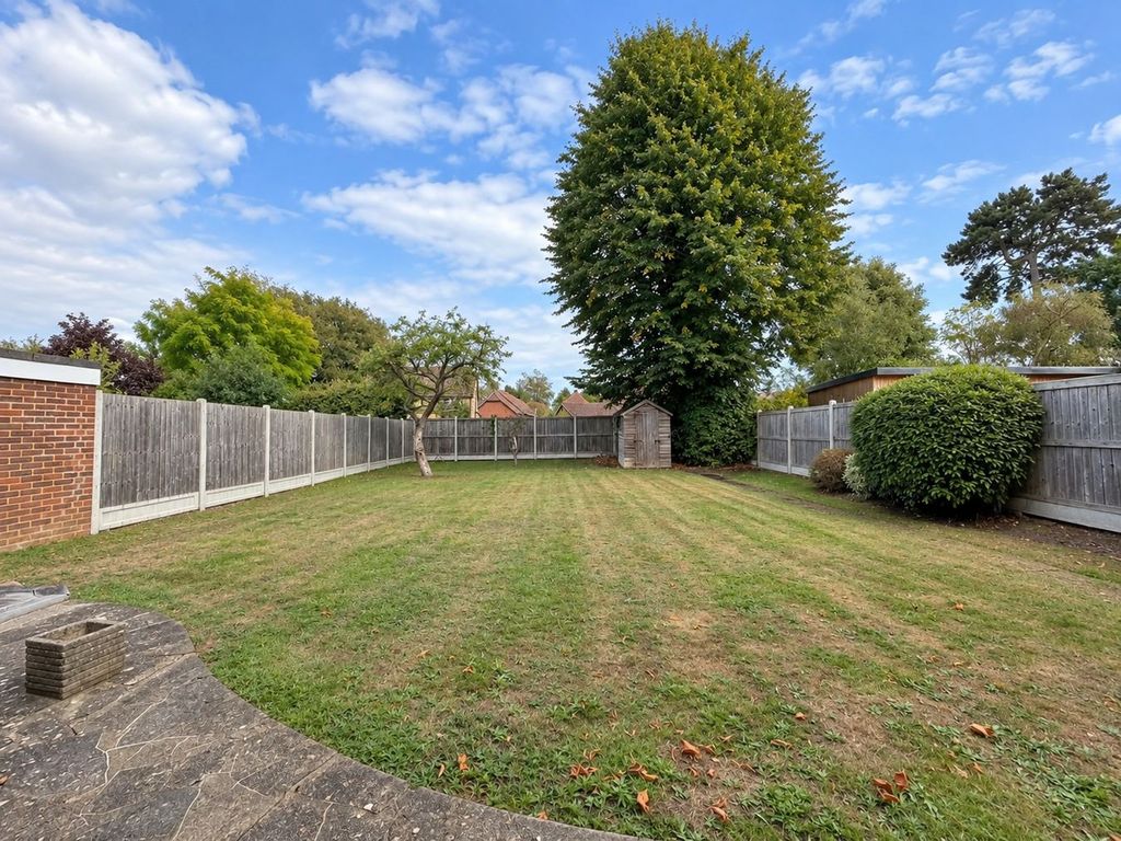 Property photo 2 of 19