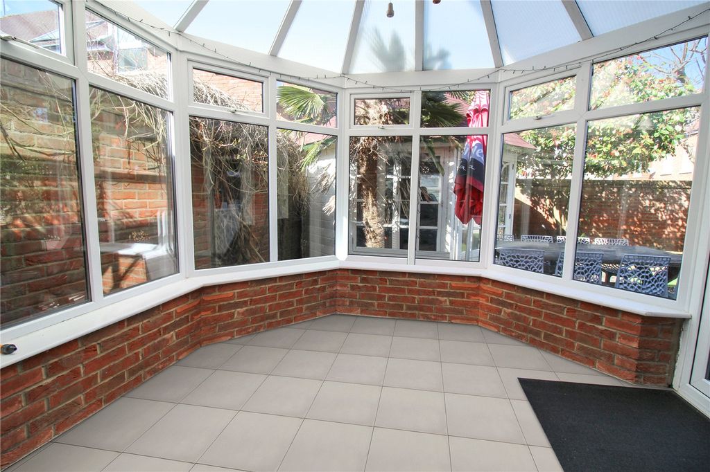 Property photo 3 of 21 Picture No. 04