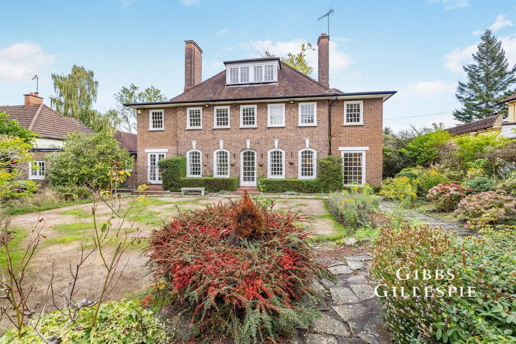 Property photo 2 of 23 Photo