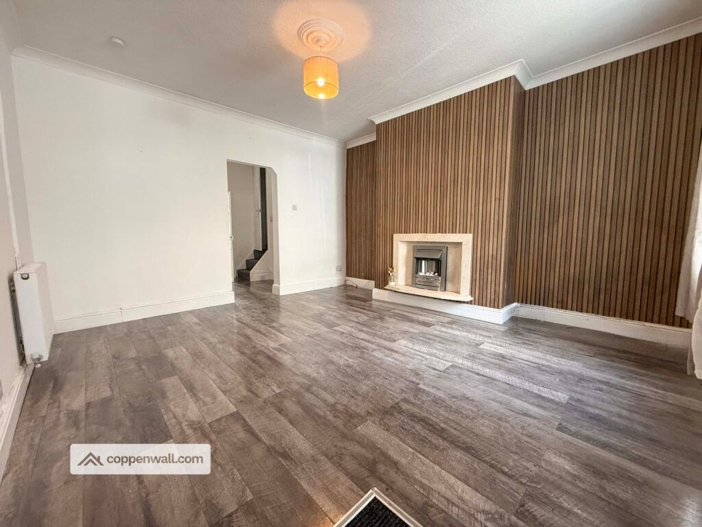 Property photo 3 of 25