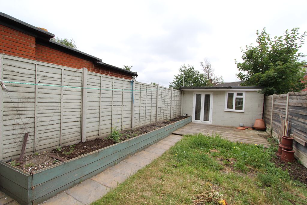 Property photo 3 of 20 Image