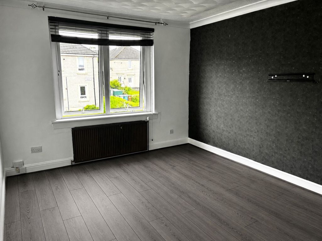 Property photo 2 of 7 2