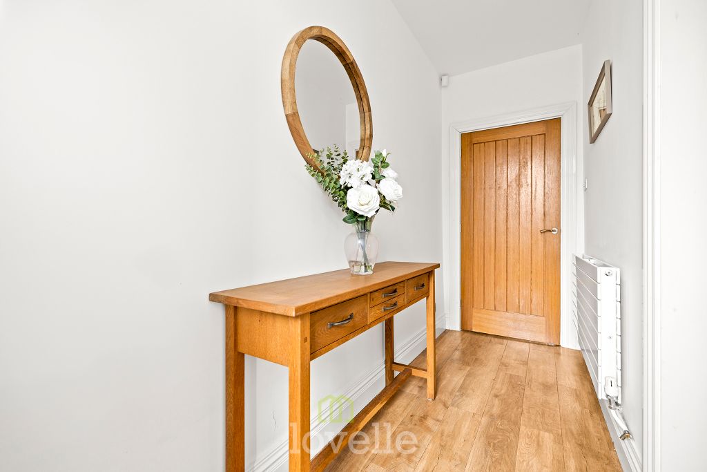 Property photo 2 of 30