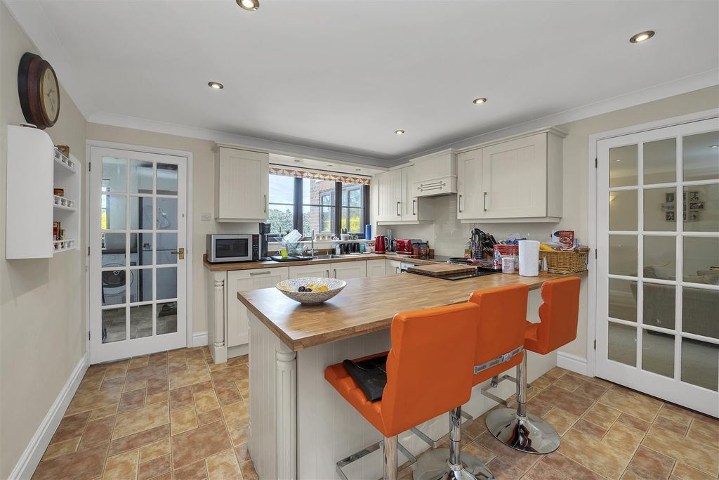 Property photo 2 of 16 Dcp_6994.Jpg