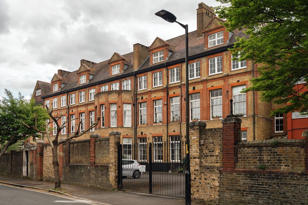 Property photo 2 of 25 339333 - Mp04579.Jpg