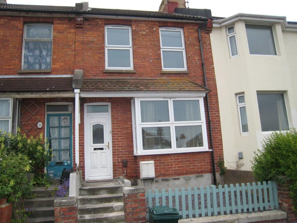 Property photo 1 of 12