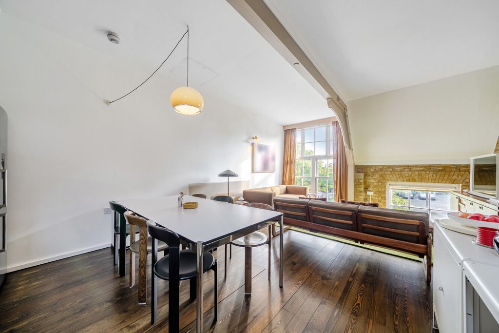 Property photo 3 of 19 1521289-12-6Ab242...
