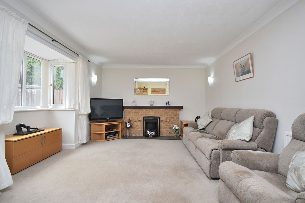 Property photo 3 of 19