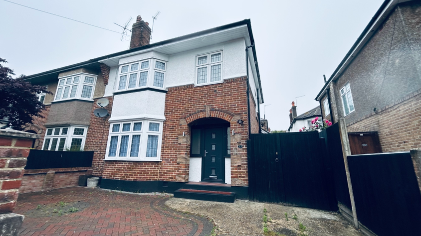 Property photo 1 of 10
