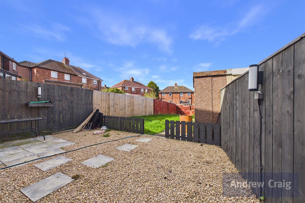 Property photo 3 of 7 Rear