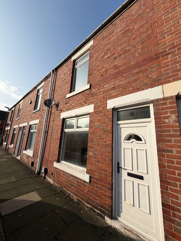 Property photo 1 of 5