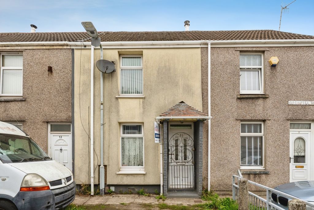 Property photo 1 of 17 Pbox-Img.Jpg