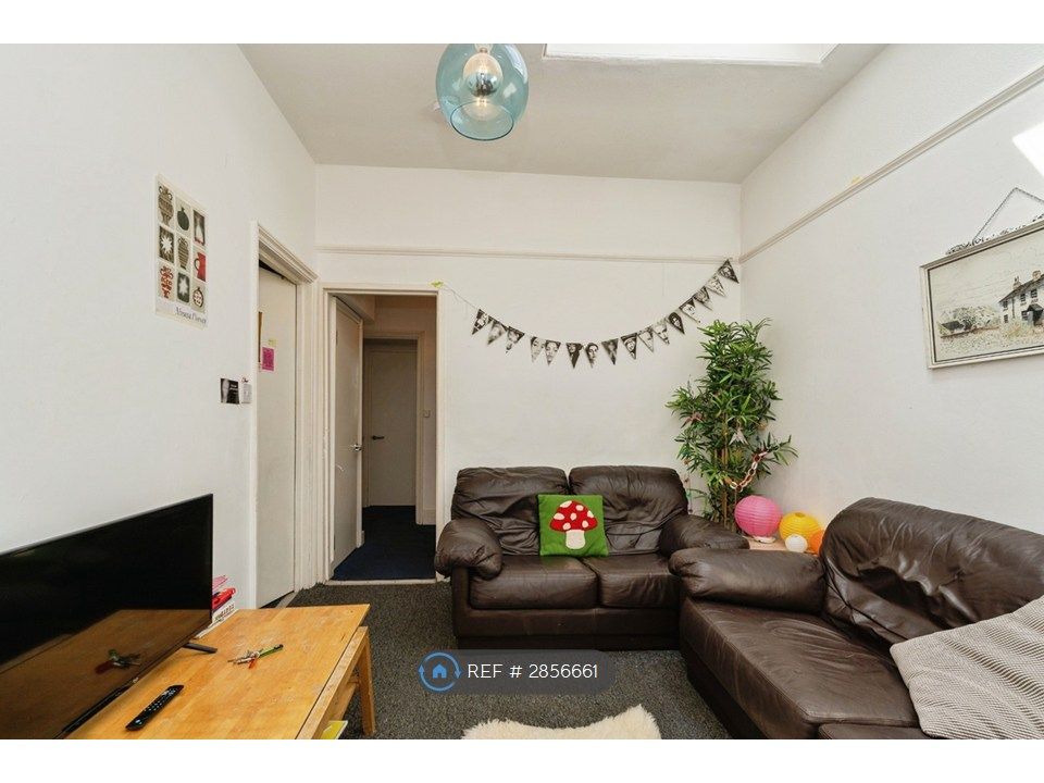 Property photo 2 of 4