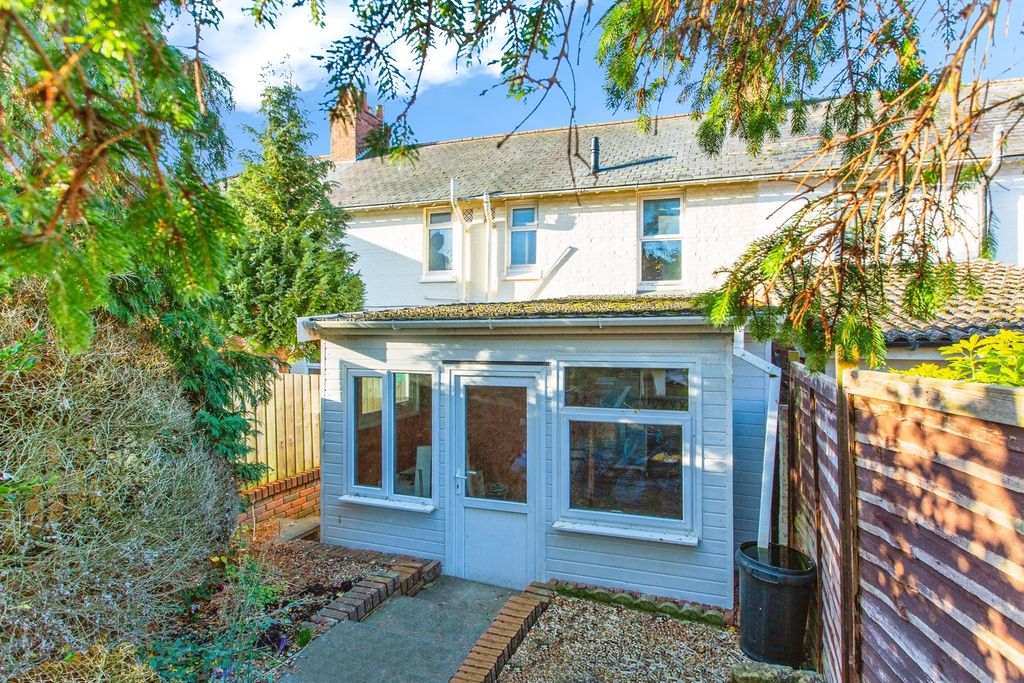 Property photo 2 of 16